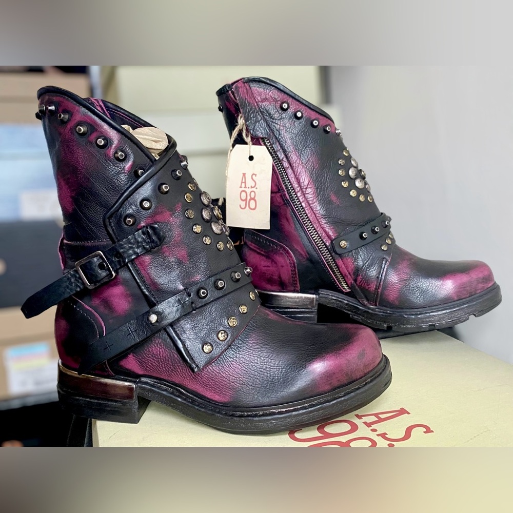 A.S.98 ASHER Fushcia Rub Off Riveted Italian Leather Boots •Size 7 / New in Box
